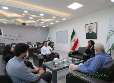 دیدار مدیرعامل محترم با رئیس آتش نشانی شهرستان در راستای تعامل و همکاری بابت افزایش ایمنی و اطفاء حریق شرکت