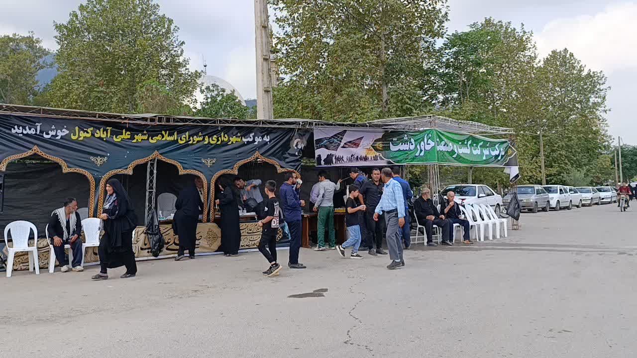 راهپیمایی جاماندگان اربعین حسینی در شهرستان علی آبادکتول به میزبانی شرکت کشت و صنعت خاوردشت برگزار شد